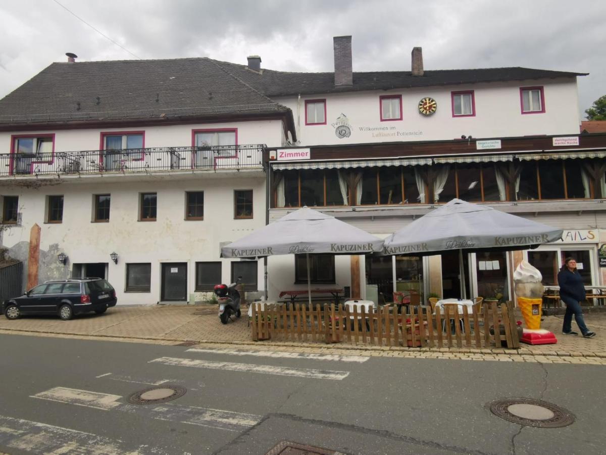 Gaestehaus Am Rathaus Pottenstein Exteriör bild